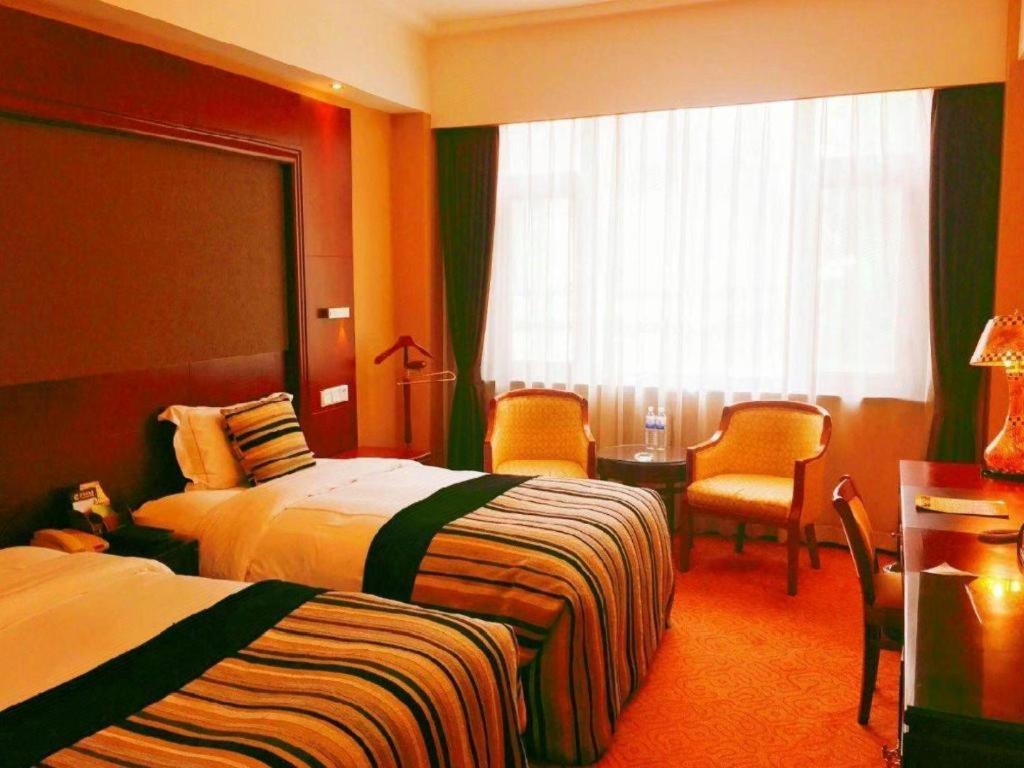 Yantai Golden Gulf Hotel Exterior foto