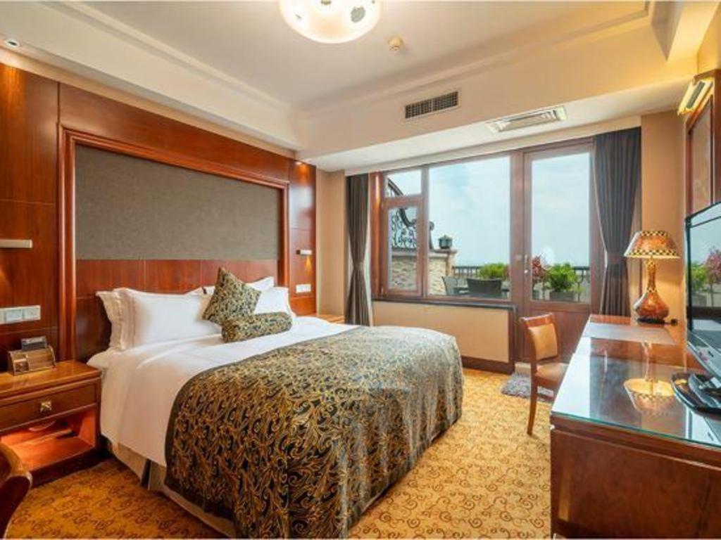 Yantai Golden Gulf Hotel Exterior foto