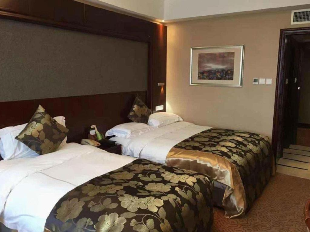 Yantai Golden Gulf Hotel Exterior foto